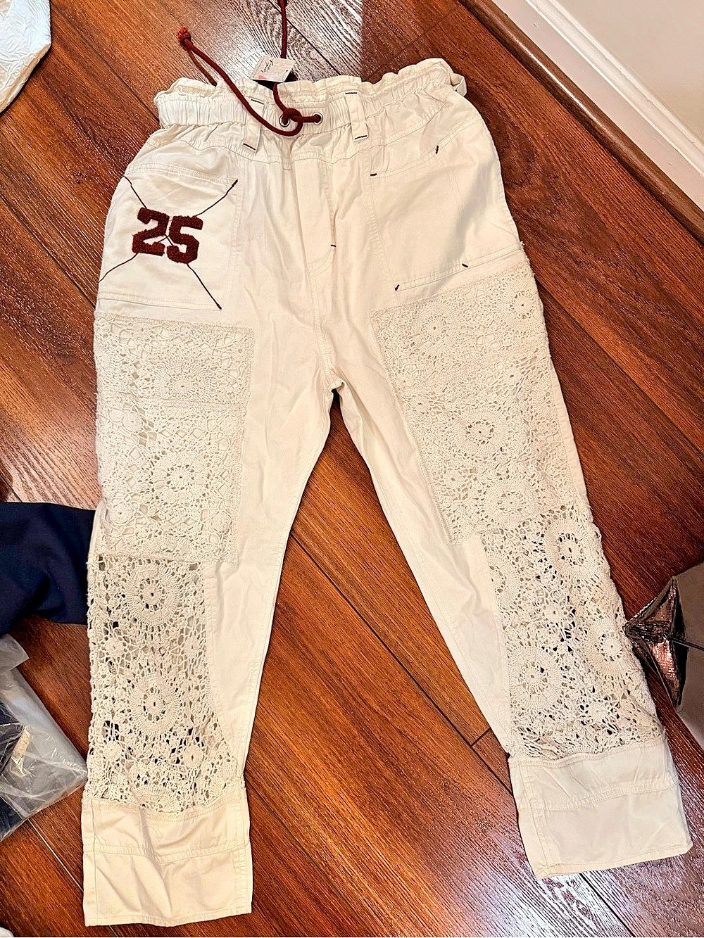 Free people cargo pants Lace Panel Size Small NWT